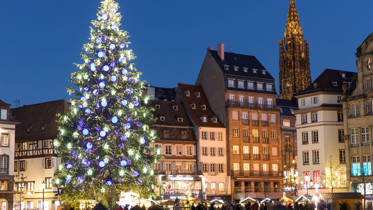 L’organisation des principaux marchés de Noël se précise en Alsace....
